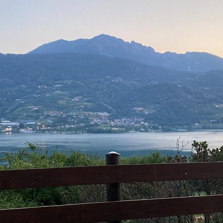Lake Apartment Ischia Red Tenna Bagian luar foto