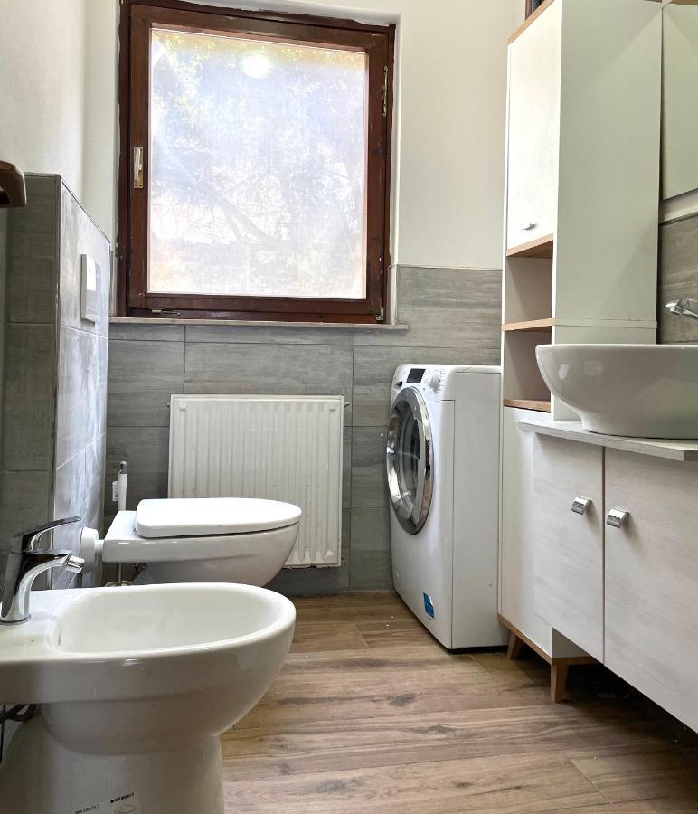 Lake Apartment Ischia Red Tenna Bagian luar foto