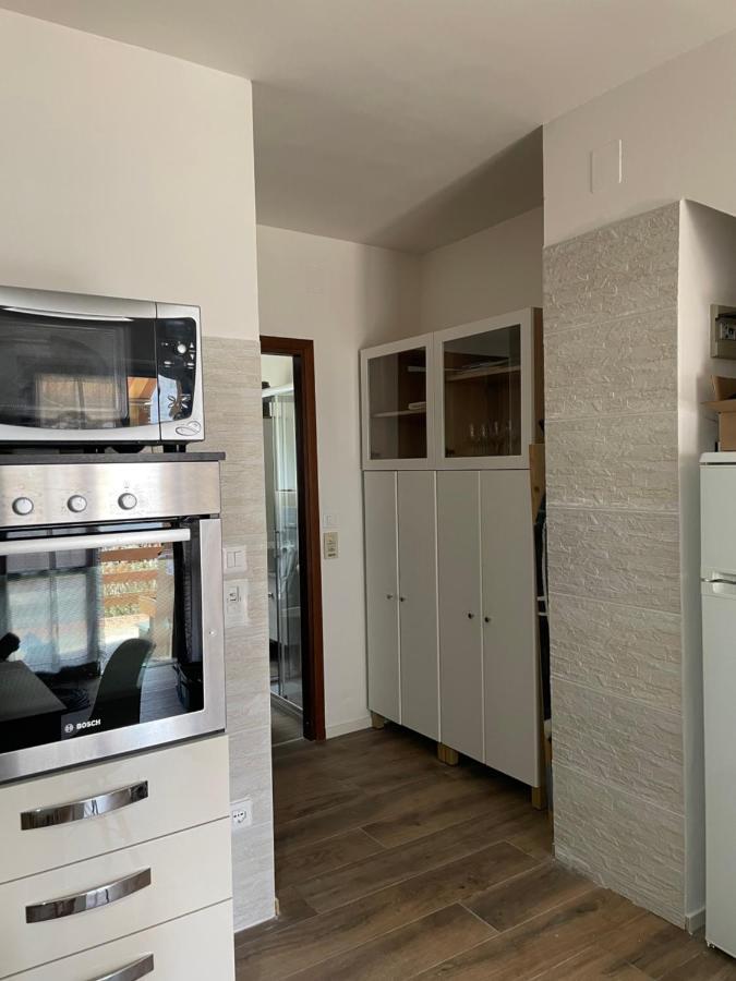 Lake Apartment Ischia Red Tenna Bagian luar foto