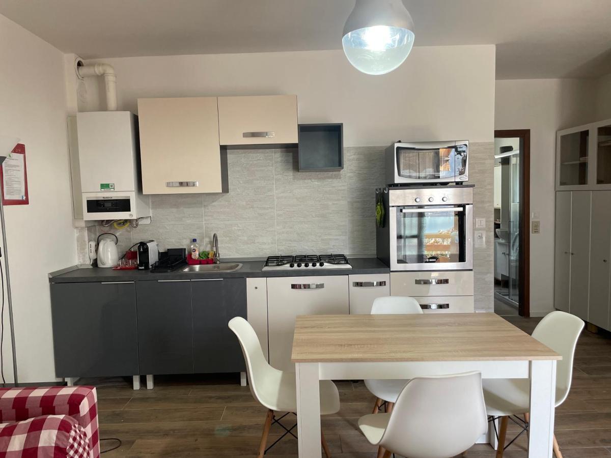 Lake Apartment Ischia Red Tenna Bagian luar foto