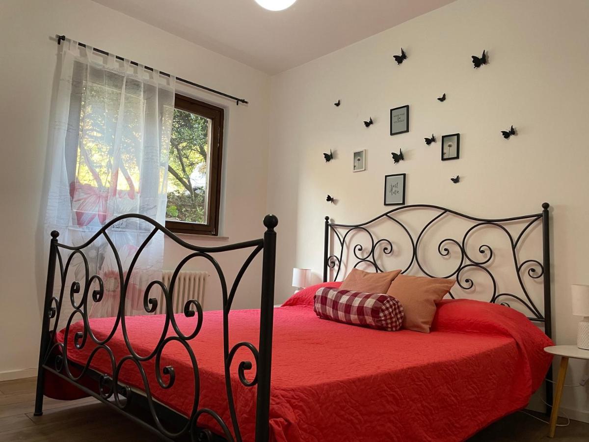 Lake Apartment Ischia Red Tenna Bagian luar foto