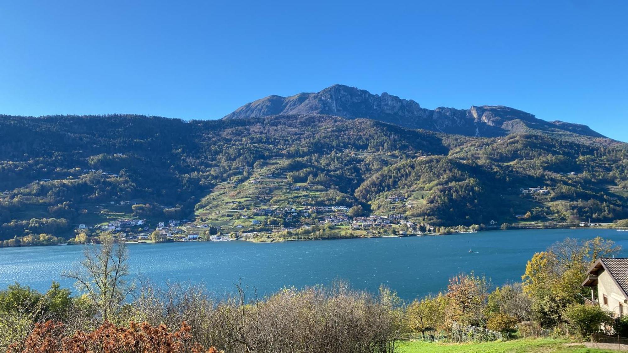 Lake Apartment Ischia Red Tenna Bagian luar foto